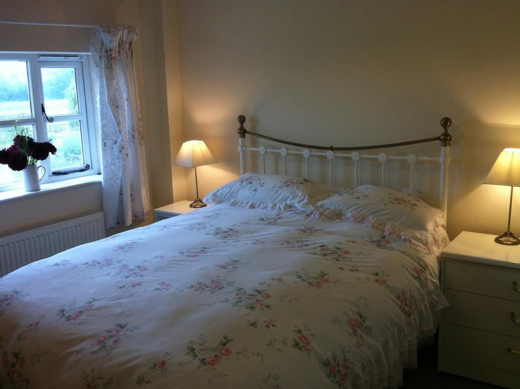 The Martins B&B Ipswich Room photo